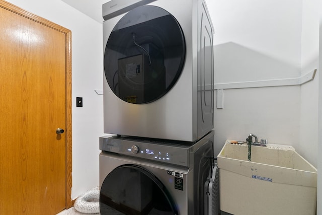 11015 S Theresa Cir Unit 3C, Palos Hills, IL 60465 - washroom with stacked washer / dryer