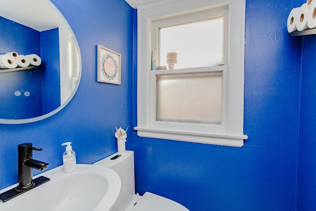3356 N New England Ave, Chicago, IL 60634 - bathroom with a sink and toilet