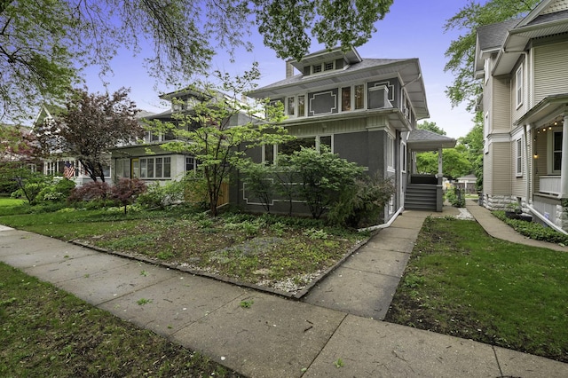 516 Clinton Ave, Oak Park, IL 60304 - traditional style home with a sunroom