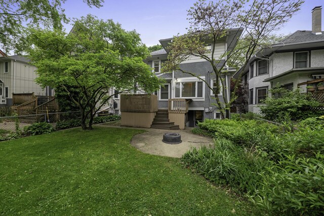 516 Clinton Ave, Oak Park, IL 60304 - view of front facade with a fire pit
