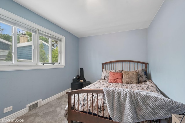 4253 Grove St, Skokie, IL 60076 - carpeted bedroom featuring baseboards