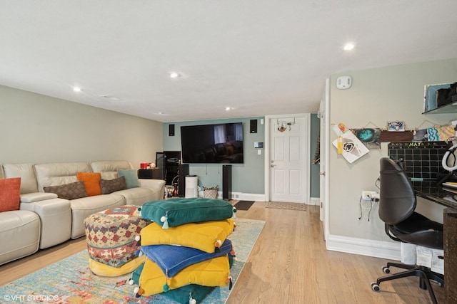 4253 Grove St, Skokie, IL 60076 - living area featuring light wood-type flooring, an office area, baseboards, and recessed lighting