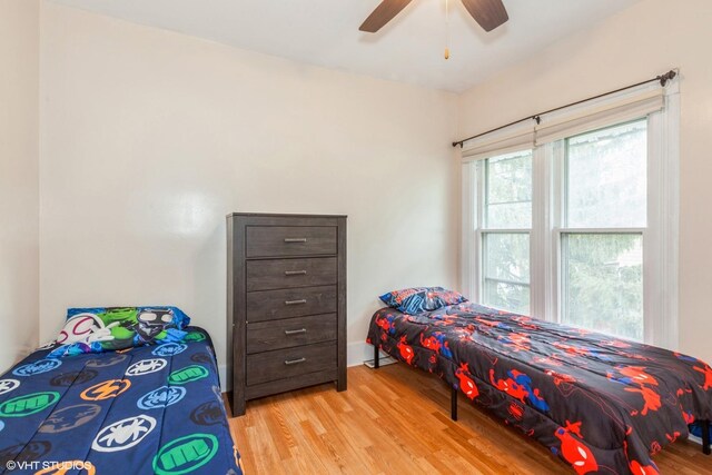 523 Spruce St, Aurora, IL 60506 - bedroom featuring wood finished floors and a ceiling fan