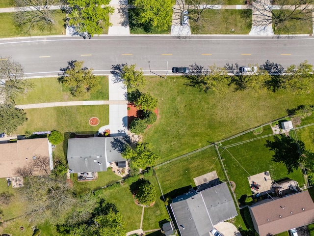 630 S Walnut Ln, Schaumburg, IL 60193 - drone / aerial view