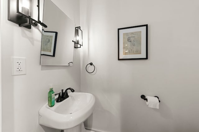 24202 W Commercial St, Plainfield, IL 60544 - bathroom featuring a sink