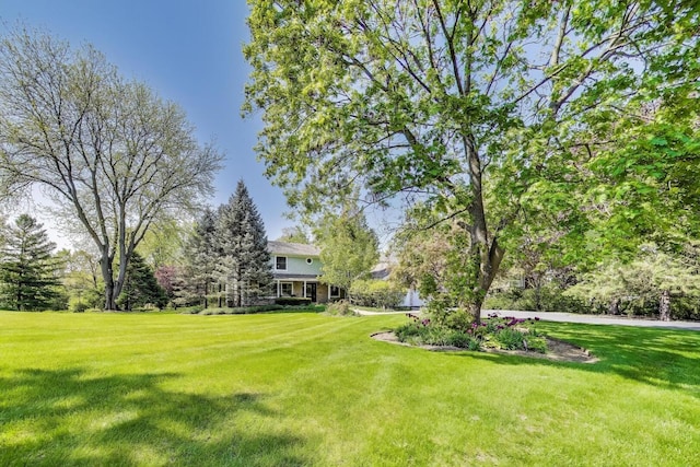 1519 Bull Creek Dr, Libertyville, IL 60048 - photo 2
