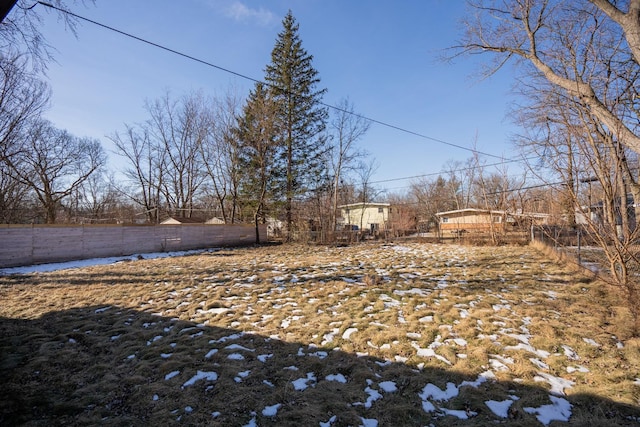 458 Tahoe St, Park Forest, IL 60466 - view of yard with fence
