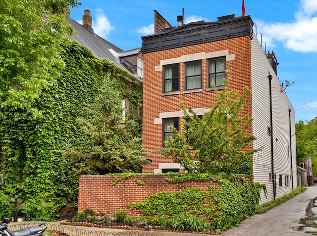 1815 N Bissell St Unit 3, Chicago, IL 60614 - view of front of home featuring brick siding