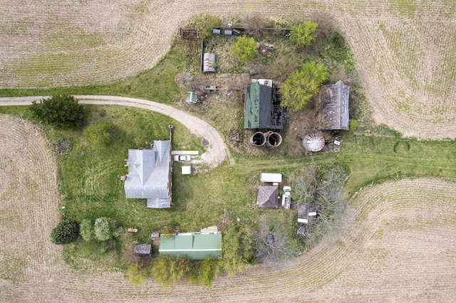 aerial view of property and surrounding area