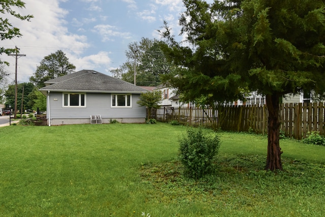1502 S Mill St, Pontiac, IL 61764 - view of yard