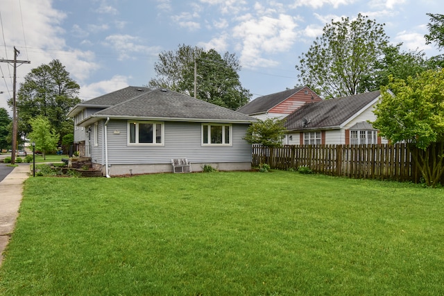 1502 S Mill St, Pontiac, IL 61764 - back of property with a shingled roof