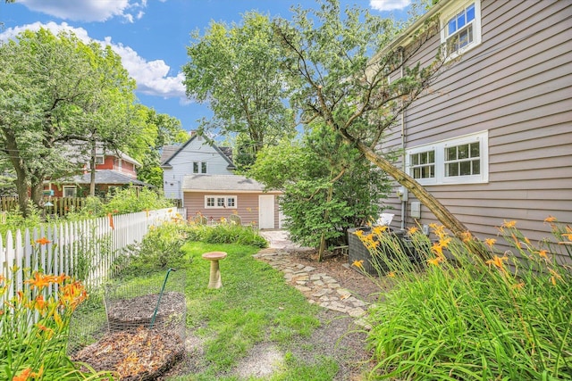 402 S Coler Ave, Urbana, IL 61801 - view of yard featuring an outdoor structure
