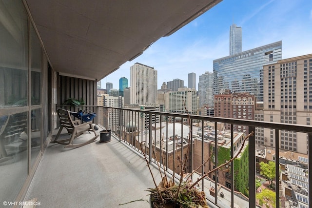 10 E Ontario St Unit 1303, Chicago, IL 60611 - balcony featuring a view of skyline
