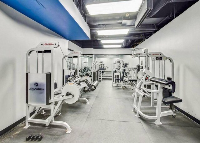 10 E Ontario St Unit 1303, Chicago, IL 60611 - gym with baseboards
