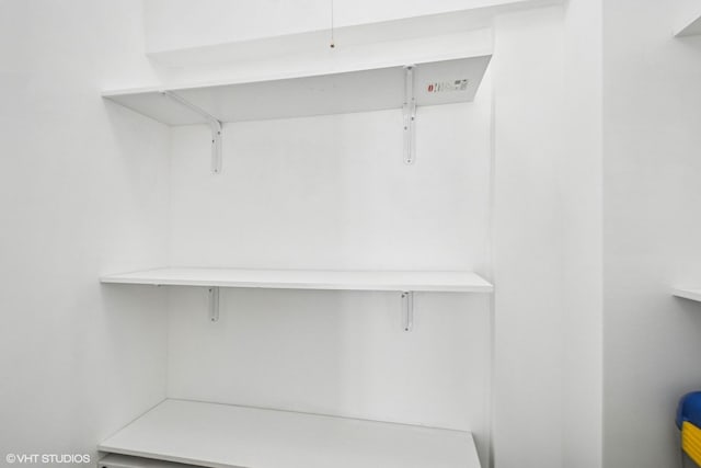 5455 N Sheridan Rd Unit 1606, Chicago, IL 60640 - view of mudroom