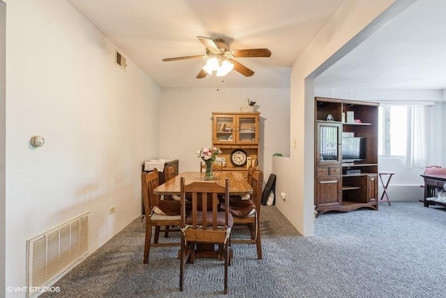 941 N NW Hwy Unit 1A, Park Ridge, IL 60068 - dining space with carpet and ceiling fan