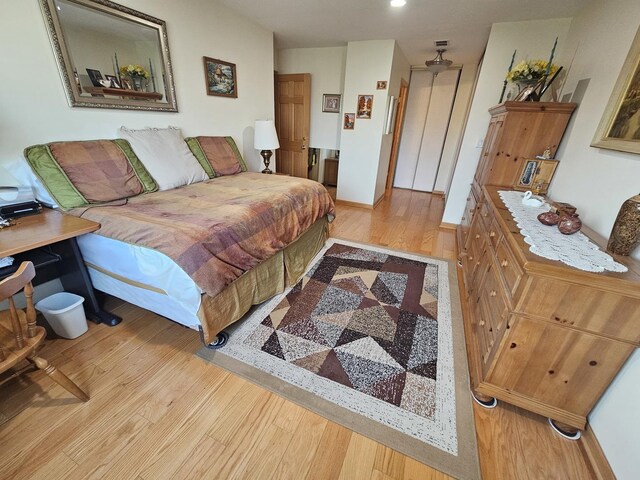 3110 Pheasant Creek Dr Unit 304, Northbrook, IL 60062 - bedroom with wood finished floors
