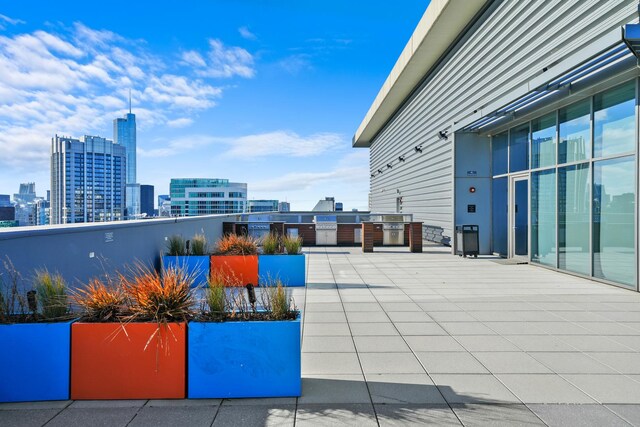 600 N Lake Shore Dr Unit 1105, Chicago, IL 60611 - view of patio / terrace featuring a view of skyline