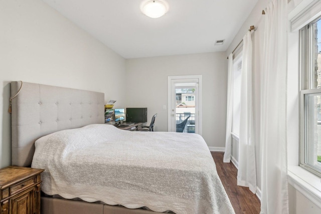 5140 N Albany Ave Unit 1, Chicago, IL 60625 - bedroom with dark wood finished floors and baseboards