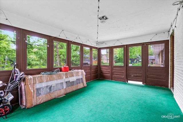 view of sunroom / solarium