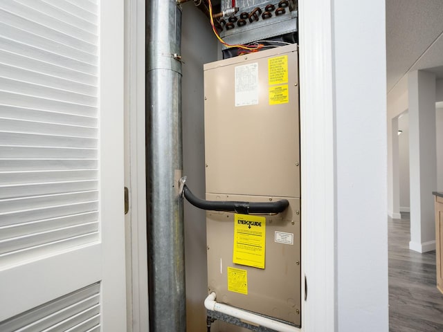 8540 W Foster Ave Unit 403, Norridge, IL 60706 - utilities featuring heating unit