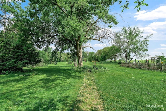 730 E Main St, Amboy, IL 61310 - view of yard