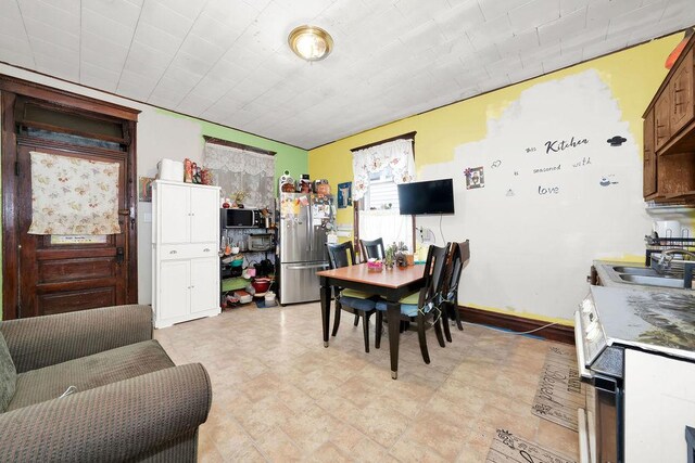2655 S Millard Ave, Chicago, IL 60623 - view of dining space