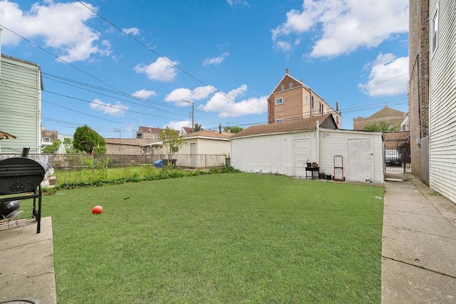 2655 S Millard Ave, Chicago, IL 60623 - view of yard