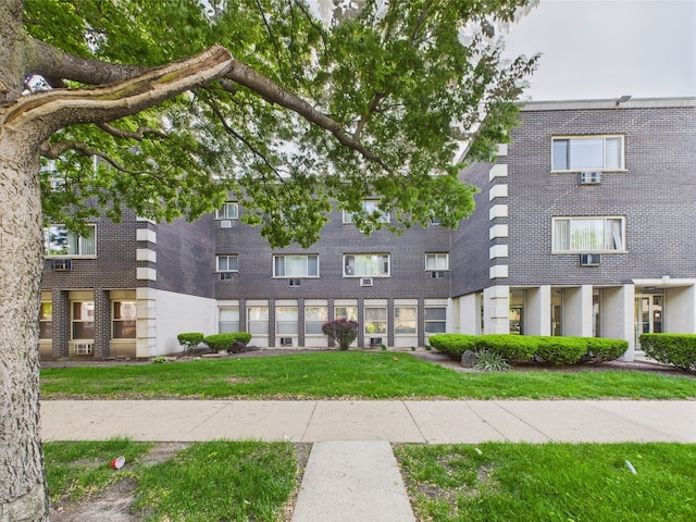 914 N Austin Blvd Unit A5, Oak Park, IL 60302 - view of building exterior
