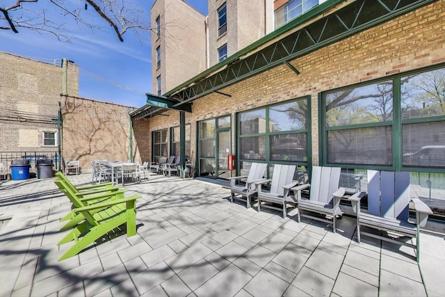 1800 W Roscoe St Unit 432, Chicago, IL 60657 - view of patio