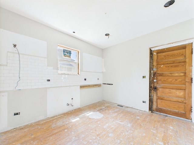 8432 S Sangamon St, Chicago, IL 60620 - view of clothes washing area