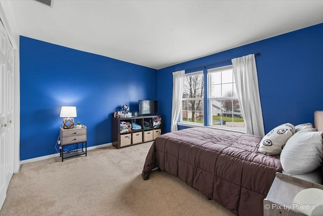 553 S Haverhill Ln, South Elgin, IL 60177 - bedroom featuring carpet, baseboards, and a closet