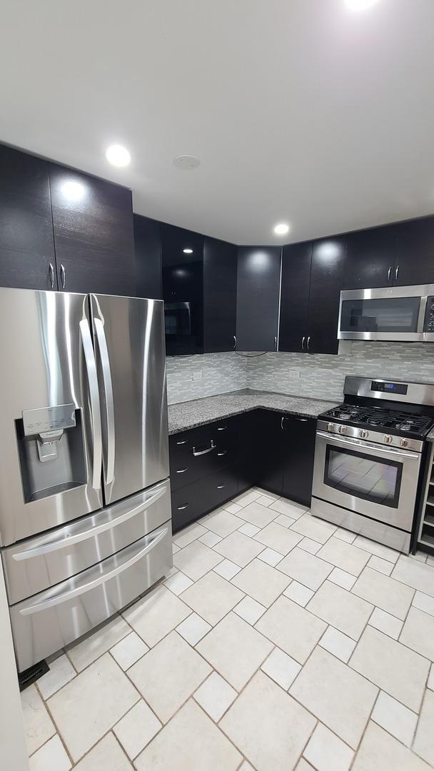 7548 Clarendon Hills Rd Unit 1B, Willowbrook, IL 60527 - photo 14