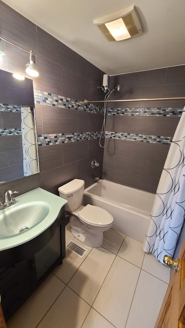 7548 Clarendon Hills Rd Unit 1B, Willowbrook, IL 60527 - photo 25