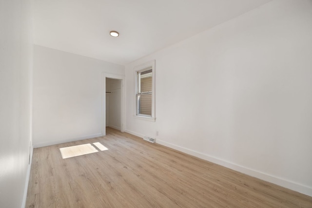 17 E 100th Pl, Chicago, IL 60628 - unfurnished room with light wood-type flooring