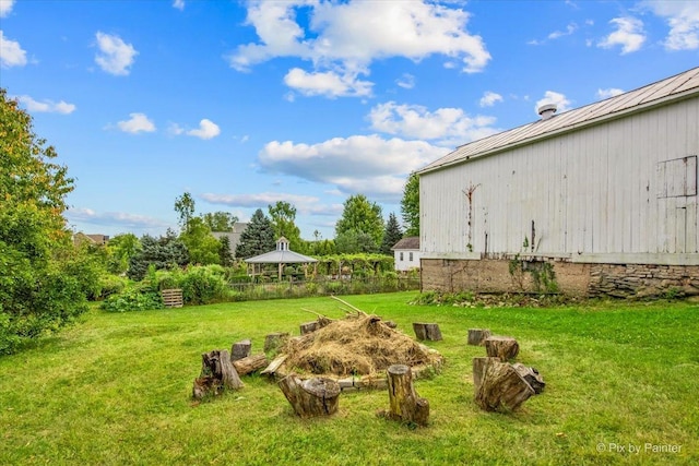 3N369 Lafox Rd, Saint Charles, IL 60175 - view of grassy yard