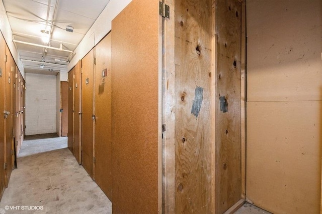 214 E Bailey Rd Unit J, Naperville, IL 60565 - view of hallway