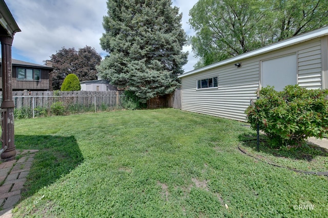 1236 N Fischer Dr, Addison, IL 60101 - view of yard