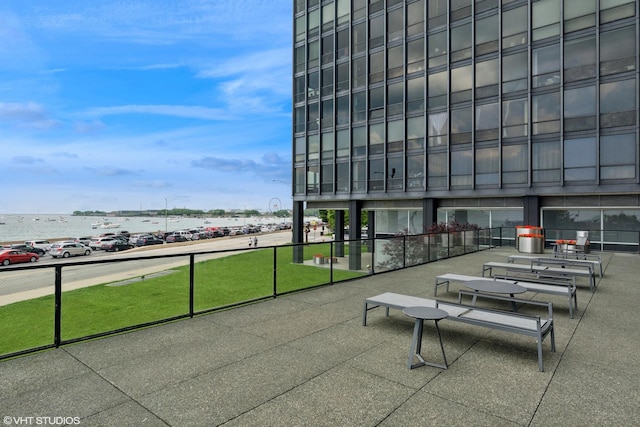 900 N Lake Shore Dr Unit 2906, Chicago, IL 60611 - view of community with a yard