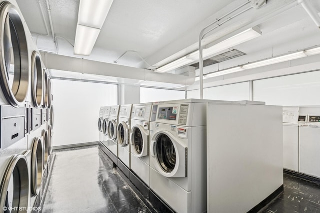900 N Lake Shore Dr Unit 2906, Chicago, IL 60611 - community laundry with estacked washer and dryer and washing machine and dryer