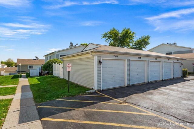 1565 Cornell Pl, Hoffman Estates, IL 60169 - view of garage