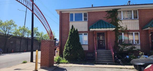 2338 S Canal St Unit H, Chicago, IL 60616 - view of front of property featuring brick siding