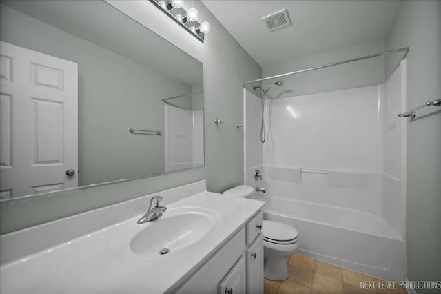 1218 Mariemont Rd Unit C, Sugar Grove, IL 60554 - full bath with toilet, vanity, and shower / bath combination