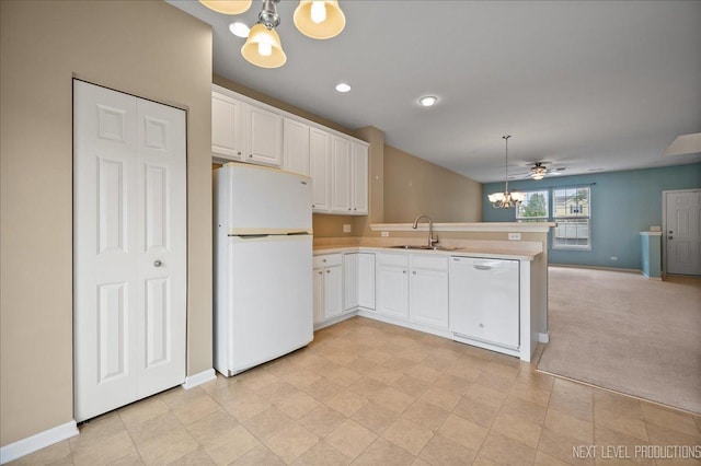 1218 Mariemont Rd Unit C, Sugar Grove, IL 60554 - kitchen with white appliances, a chandelier, a sink, a peninsula, and open floor plan