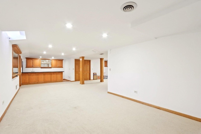 1337 E Thacker St, Schaumburg, IL 60173 - unfurnished living room featuring baseboards, recessed lighting, and light colored carpet