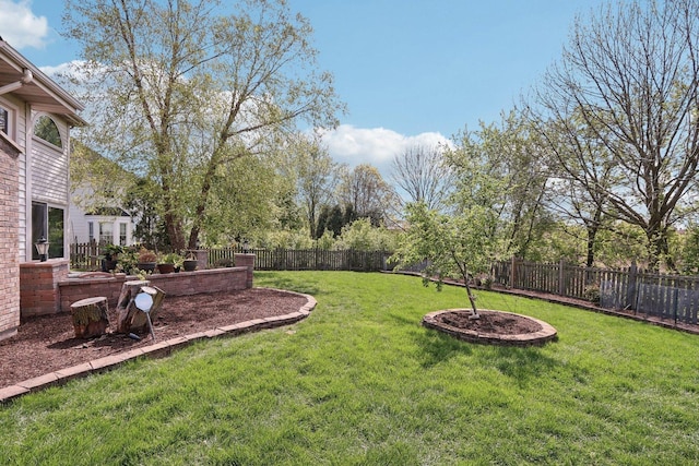 1337 E Thacker St, Schaumburg, IL 60173 - view of yard