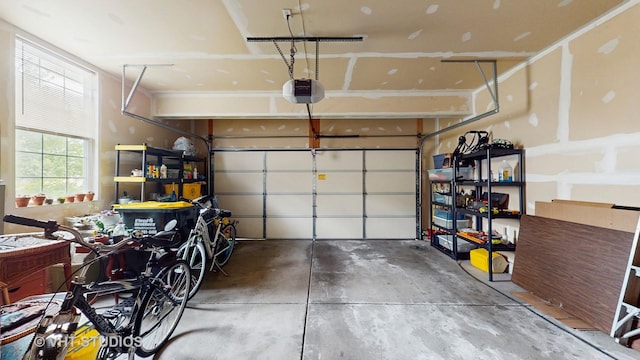 105 Grandview Ct, Volo, IL 60020 - garage featuring a garage door opener