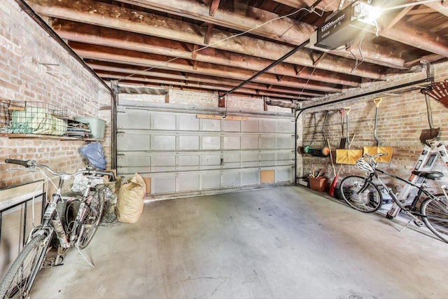 5484 S Hyde Park Blvd, Chicago, IL 60615 - view of garage