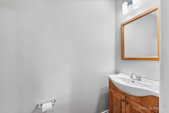18104 Lake Shore Dr, Orland Park, IL 60467 - bathroom with vanity