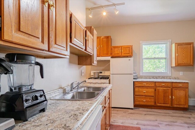 208 N Cedar St, Lexington, IL 61753 - photo 14